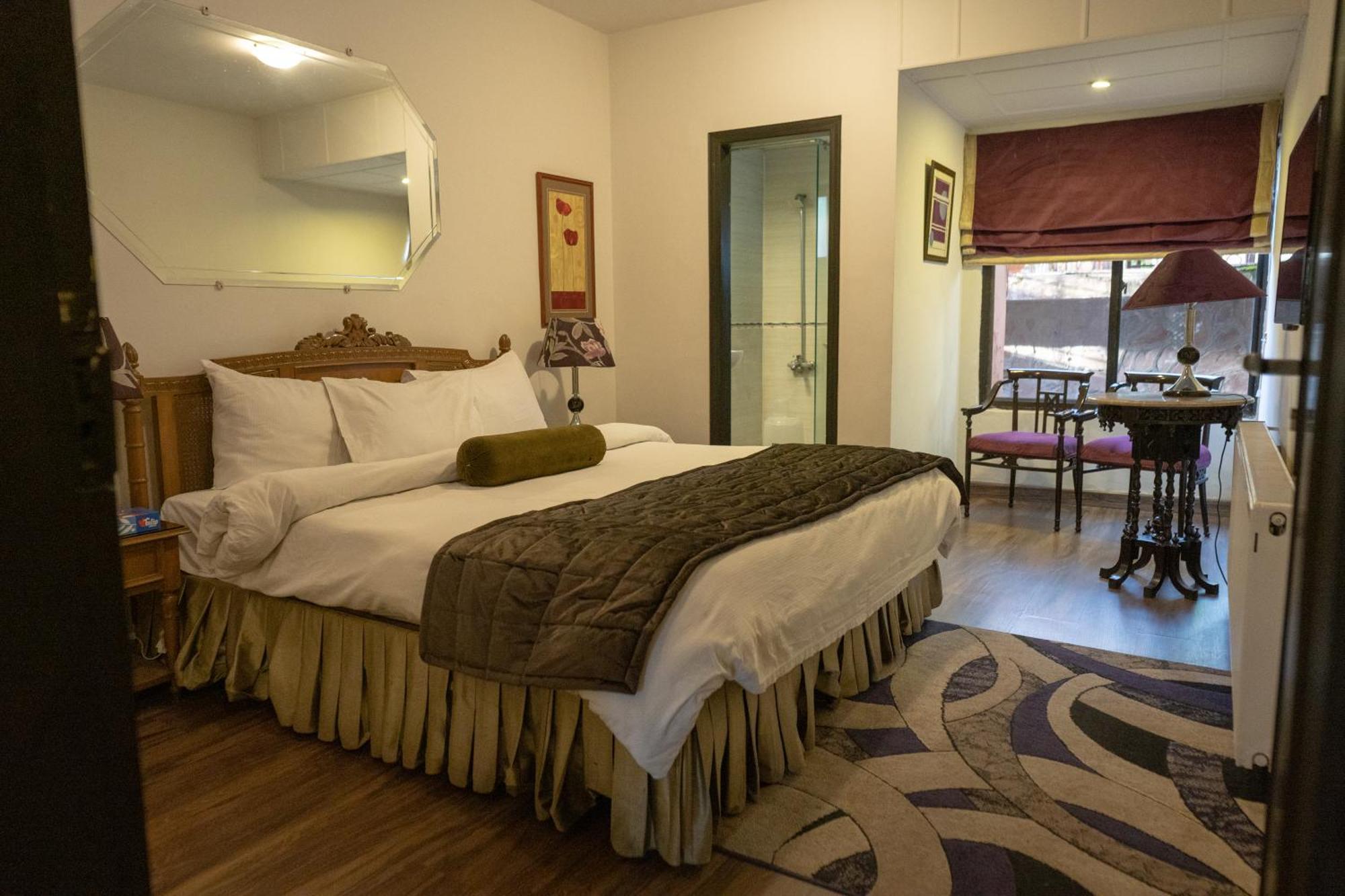 Maisonette Firhill Villas Murree Esterno foto