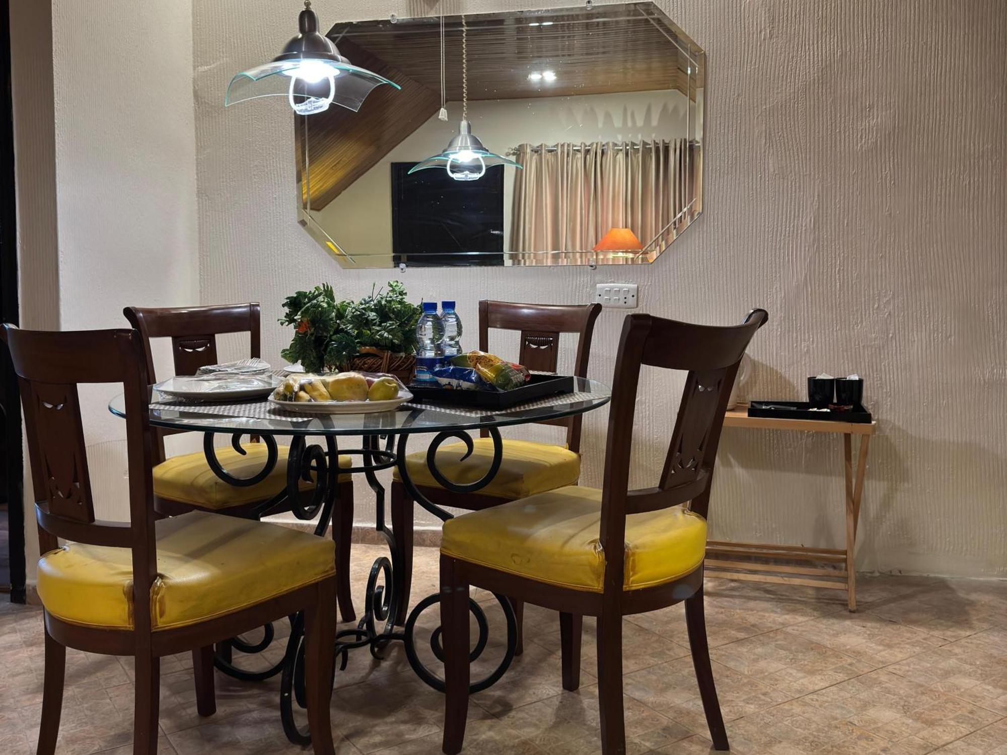 Maisonette Firhill Villas Murree Esterno foto
