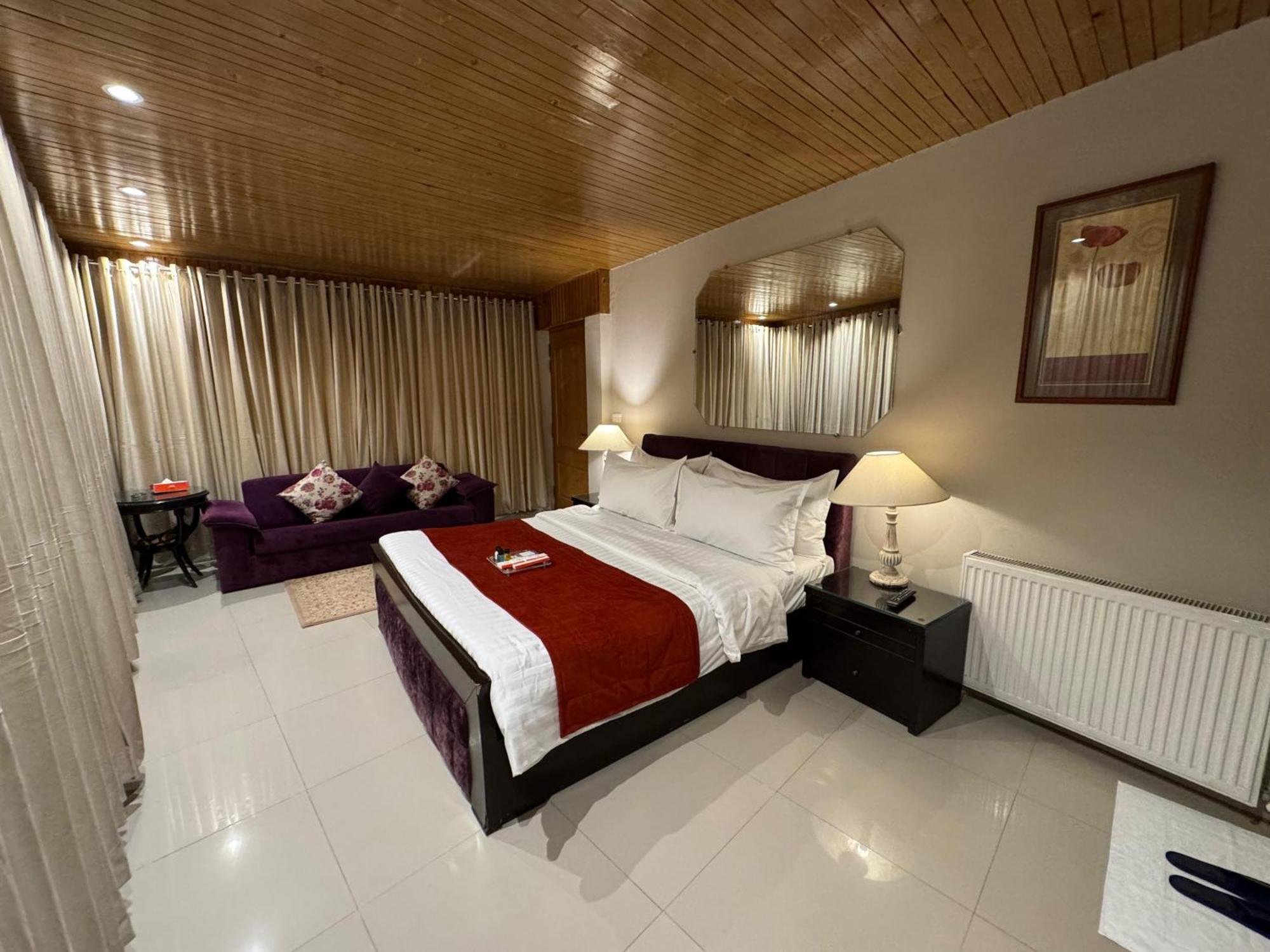 Maisonette Firhill Villas Murree Esterno foto