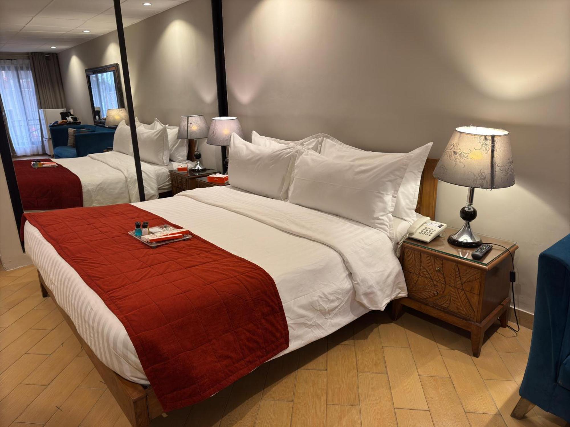 Maisonette Firhill Villas Murree Esterno foto