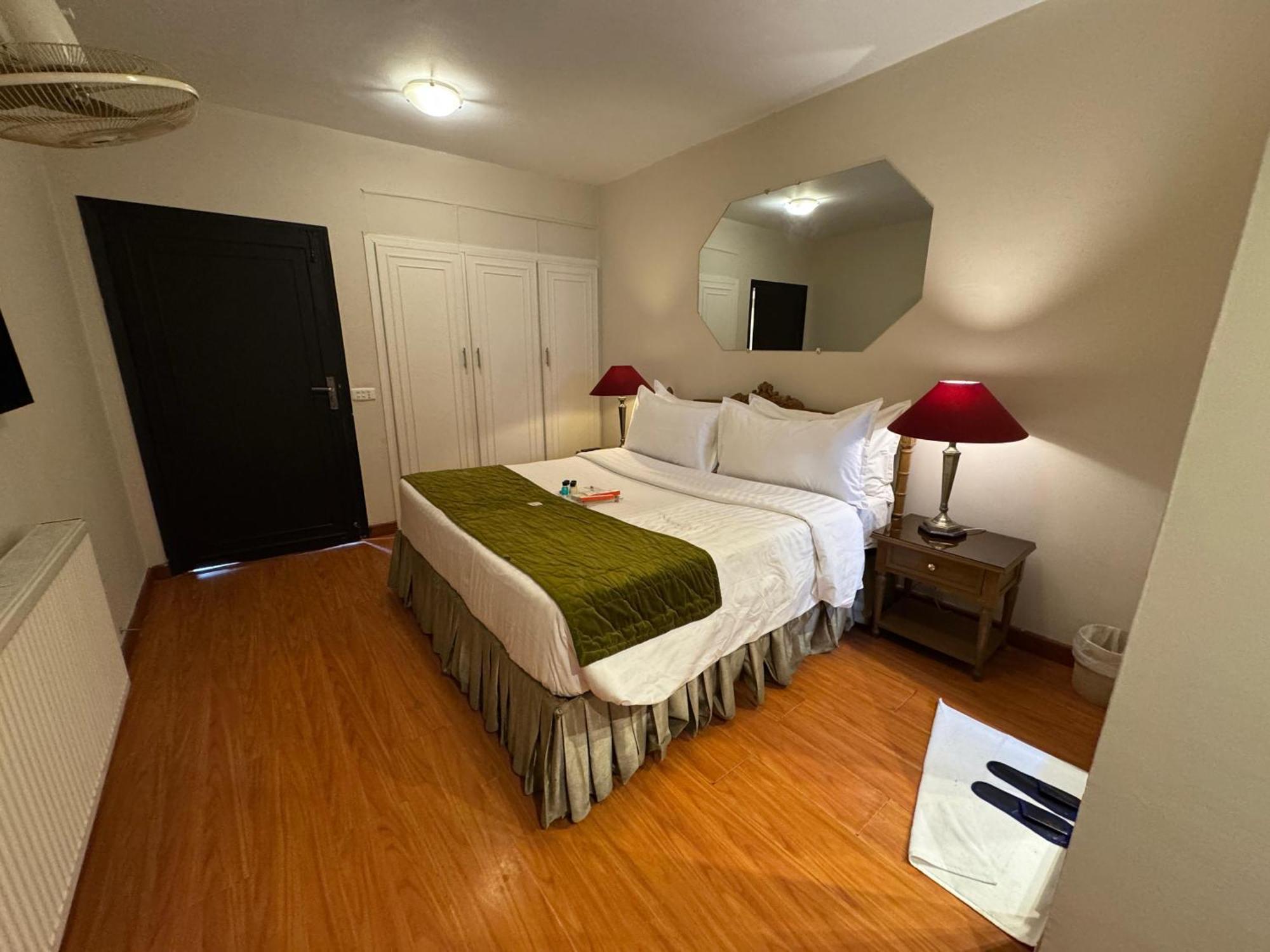 Maisonette Firhill Villas Murree Esterno foto